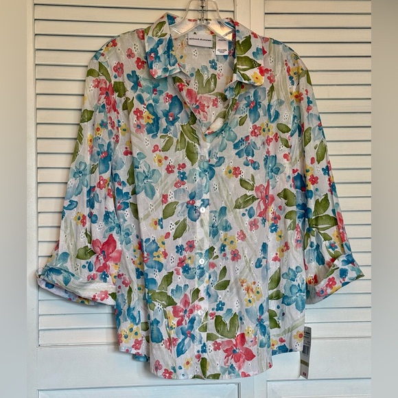 Alfred Dunner Ladies Tropical Vibe Eyelet Button Down Shirt - Picture 1 of 4